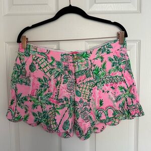 Lilly pulitzer scallop shorts